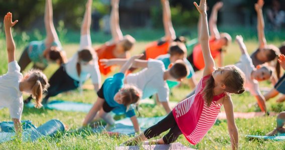 Kinder machen Fitness