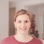 Babymassage Masseurin in München Glückliche Masseurin für Babymassagen
