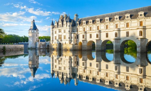 Sprachkurse für Kinder Altes Schloss in Frankreich
