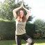 Pilates für Jugendliche und Erwachsene in München Frau macht Pilatesübung Balance
