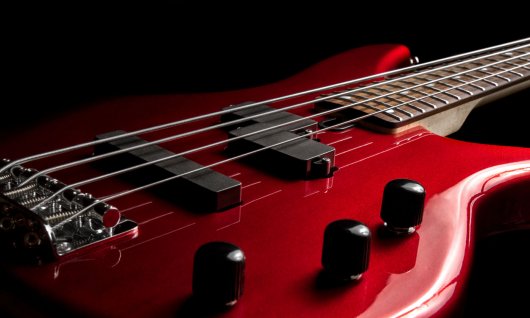 Roter Bass