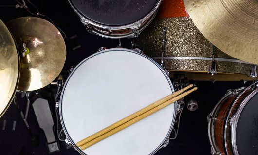 Percussionunterricht in München  Bild von Trommeln von oben