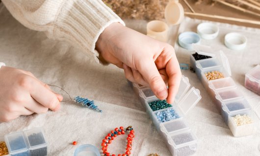 Perlenarmband herstellen