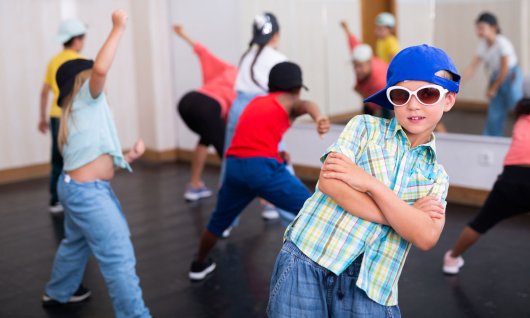 Kinder tanzen HipHop
