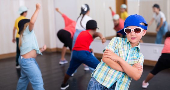 Kinder tanzen HipHop