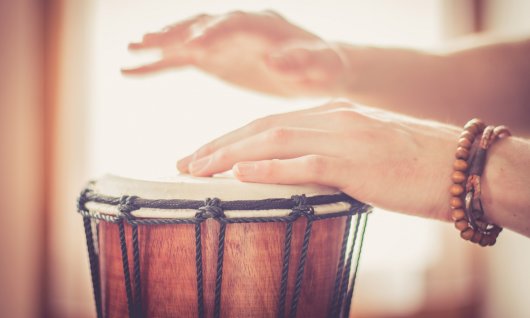 Percussioninstrumente lernen für Kinder in München Trommeln lernen