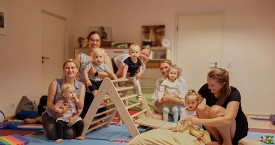 Fenkid | Babys 6 - 10 Monate | Fürsten­ried West
