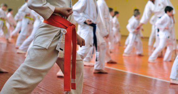 Karate | Jugendliche von 10-16 Jahren | Lechhausen