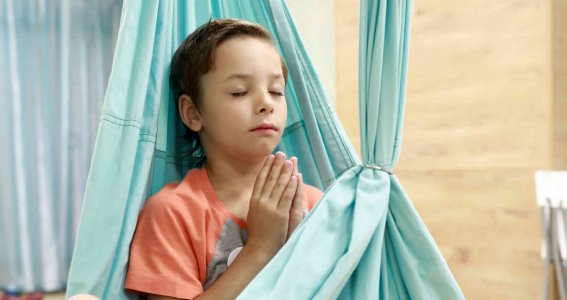 Flying Monster Aerial Yoga Anfänger | Kinder 5-10 Jahre | Pempelfort