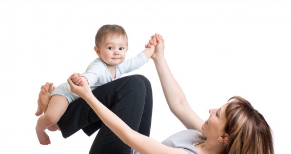 Flying Moms & Babys  Aerial Yoga  | Mütter und Bays | Pempelfort