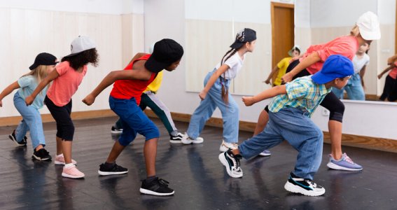 Breakdance & Akrobatik KIDS Mittelstufe | 6  - 12 Jahre | Allach-Untermenzing