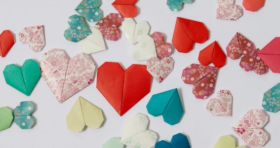 Origami Kurs: Falte Papierherzen | Erwachsene | Online