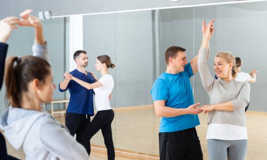 Salsa Stufe 3 | Erwachsene | Maxvorstadt Salsa Stufe 3 | Erwachsene | Maxvorstadt