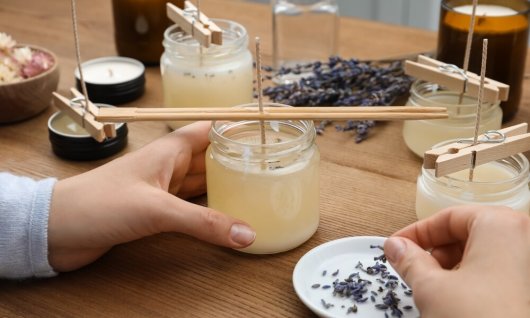 Duftkerzen selber gießen – Enjoy scented candels | Erwachsene | Lövenich