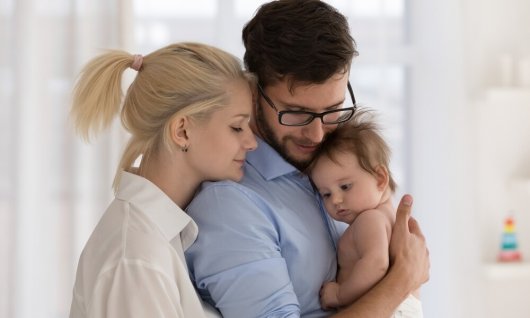 Eltern sein & glückliches Paar bleiben | Eltern | Online