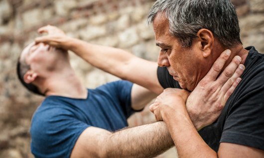 Krav Maga - Verteidigung gegen Messerbedrohungen | Erwachsene | Thalk.Obersendl.-Forsten-Fürstenr.-Solln