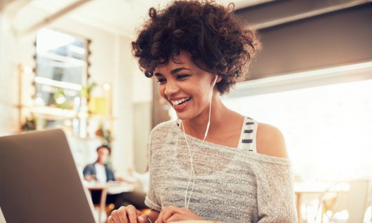 Zoom – Videokonferenz als Anwender*in nutzen | Erwachsene | Moosach Zoom – Videokonferenz als Anwender*in nutzen | Erwachsene | Moosach