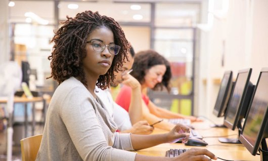 Instagram, Facebook und Co. | Erwachsene | Moosach Instagram, Facebook und Co. | Erwachsene | Moosach