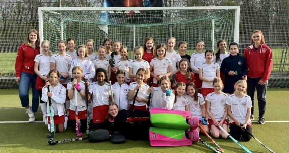 Hockey - Mädchen ( Ho MdC&B ) | 9  - 12 Jahre | München