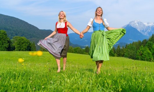 Nähkurs: Dirndlschürze | Erwachsene | Neuhausen-Nymphenburg