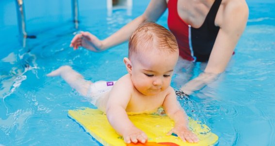 Babyschwimmen | 3  - 6 Monate | Atter