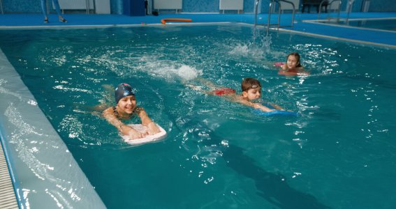 Schwimmkurs: Kinder Anfänger | 5  - 10 Jahre | Sendling