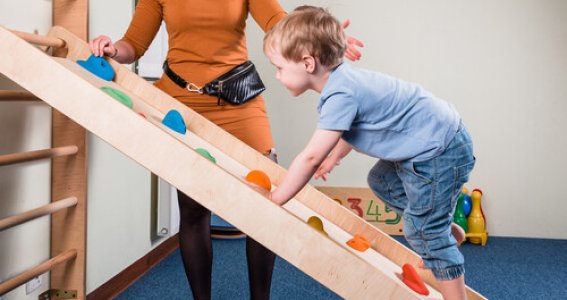 Kinderturnkurs Maxis & Kigas | 3  - 4 Jahre | Innenstadt