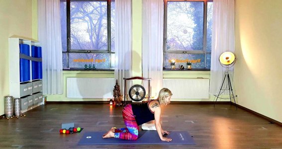 Vinyasa Yogakurs: Deep-Faszial-Stretch | Erwachsene | Werne