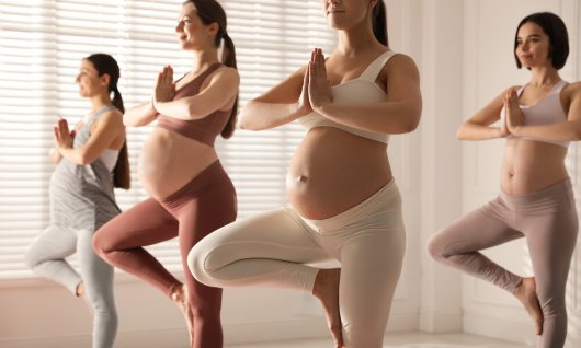 Yogakurs: Yoga für Schwangere | Schwangere | Kareth Yogakurs: Yoga für Schwangere | Schwangere | Kareth