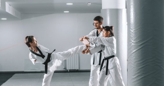 Kampfsport: Junior Taekwondo | 10  - 13 Jahre | Mitte