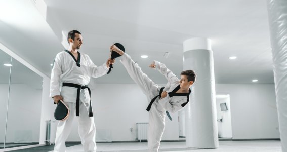 Kampfsport: Junior Taekwondo | 10  - 13 Jahre | Mitte