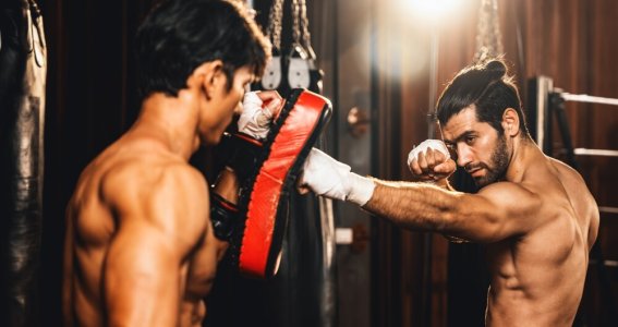 Kampfsport: Muay Thai für Anfänger | Erwachsene | Mitte