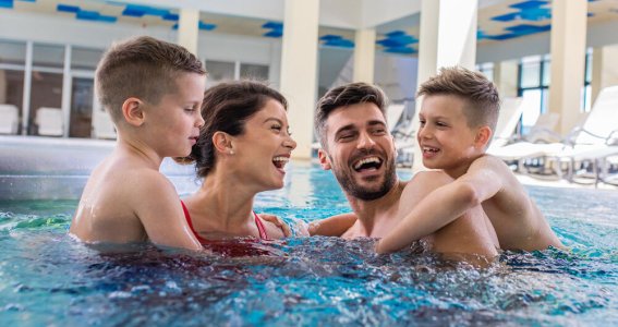 Exklusives Familienbaden & Freundebaden | Familie | Oberföhring