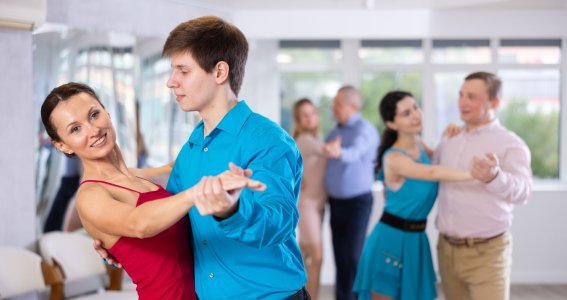 Standard Solo-Training Langsamer Walzer | Erwachsene | Maxvorstadt