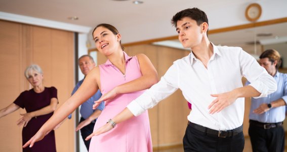 Standard Solo-Training Langsamer Walzer | Erwachsene | Maxvorstadt