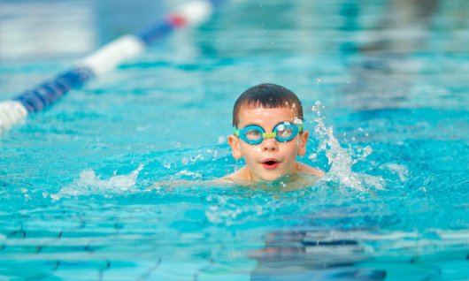 Schwimmkurs:  Level 4 Ausdauer | 4 Monate - 12 Jahre | Au-Haidhausen