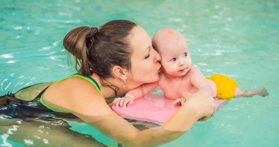 Babyschwimmen mit einem Elternteil  | 2  - 4 Monate | Pasing-Obermenzing