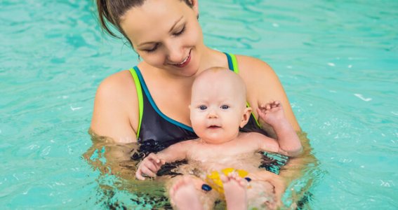 Babyschwimmen mit einem Elternteil  | 2  - 4 Monate | Pasing-Obermenzing