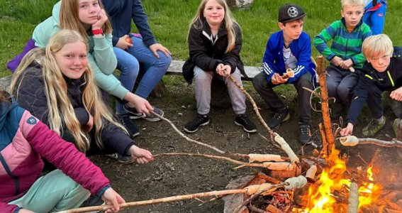 Survivalcamp auf der Ranch mit Reitunterricht | 6  - 15 Jahre | Hambach