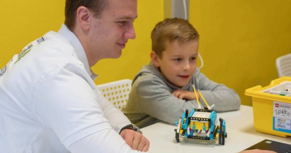 Spannende Robotik-Kurse für Kinder | 6  - 7 Jahre | Bogenhausen