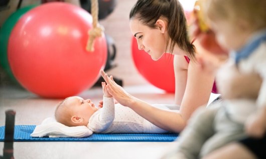 FIT MIT BABY | Erwachsene | Mülheim