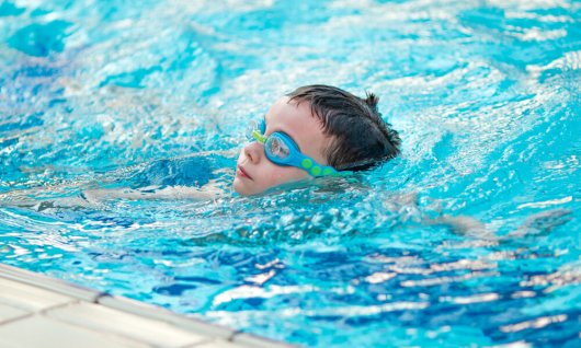 Schwimmen: Seepferdchenkurs für Kinder | 4  - 12 Jahre | Grünwald Schwimmen: Seepferdchenkurs für Kinder | 4  - 12 Jahre | Grünwald