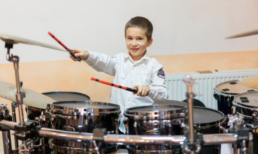 Schlagzeug-Unterricht  (Drums, Percussion…) | 5  - 11 Jahre | Altstadt-Lehel Schlagzeug-Unterricht  (Drums, Percussion…) | 5  - 11 Jahre | Altstadt-Lehel
