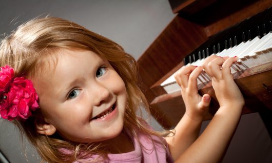 Tastenunterricht  (Klavier, Akkordeon…) | 3.5  - 11 Jahre | Altstadt-Lehel