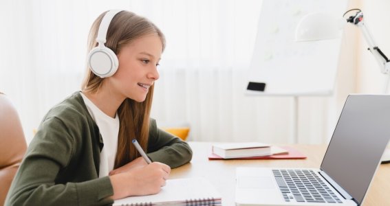 Englisch Gruppenunterricht Teens | 11  - 18 Jahre | Online