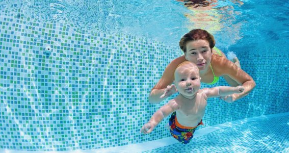 Pfingstferien: Babyschwimmen mit 2 Begleitungen | 4  - 6 Monate | Pasing-Obermenzing