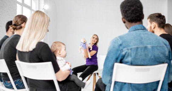 Erste Hilfe für Babys und Kinder Kurse | Erwachsene | Taufkirchen