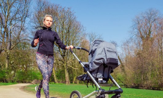 Fitnessprogramm: Mit Kind & KiWa | Mamas | Pempelfort