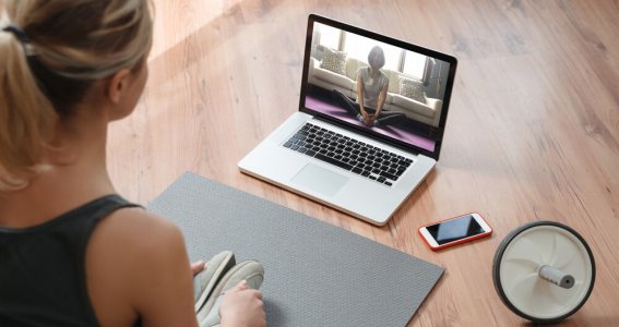 Iyengar Yoga  Level 1/2 | Erwachsene | Online