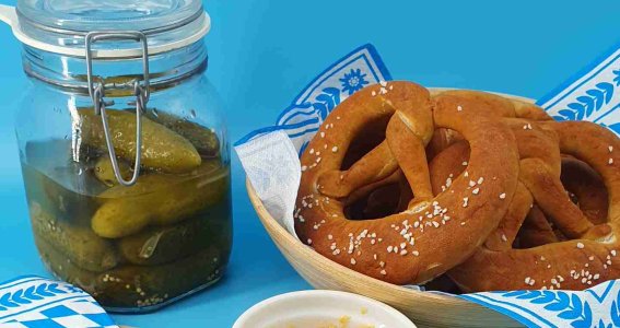 Bayrischer Backkurs: Brezen & Weißwurstfrühstück | Erwachsene | Schwanthalerhöhe